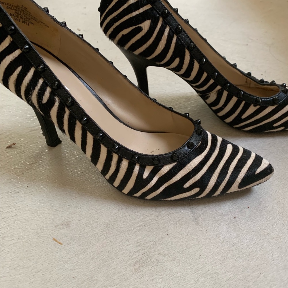 Nine West zebra pumps - Picture 3 of 5
